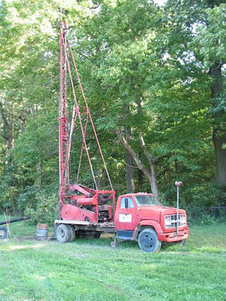Mills Well Drilling - Pounder Rig